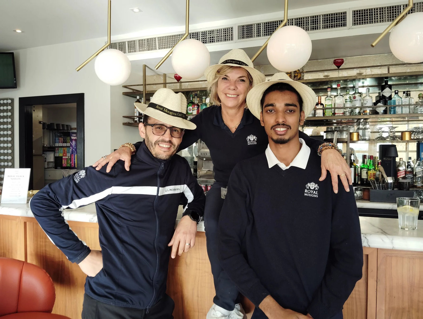 Why Should You Study a Hospitality Management Course In France?